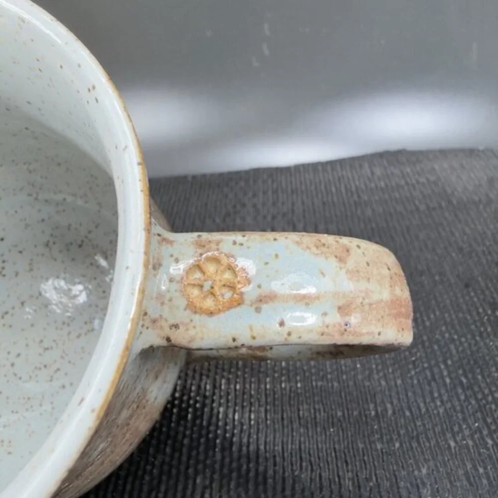 Vintage Hand Made USA Stoneware Pottery Coffee Mug Cup Artist Marked Speckled‎